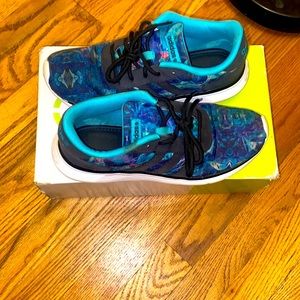 A 5 condition a good shoe